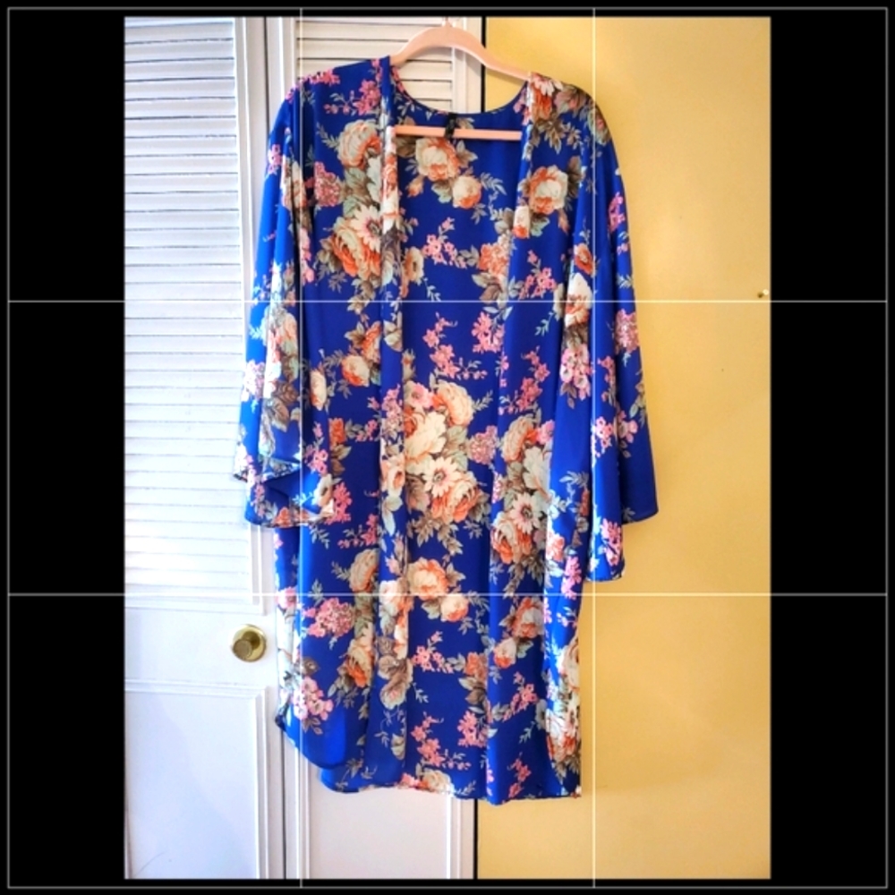 Glitzy Girlz kimono